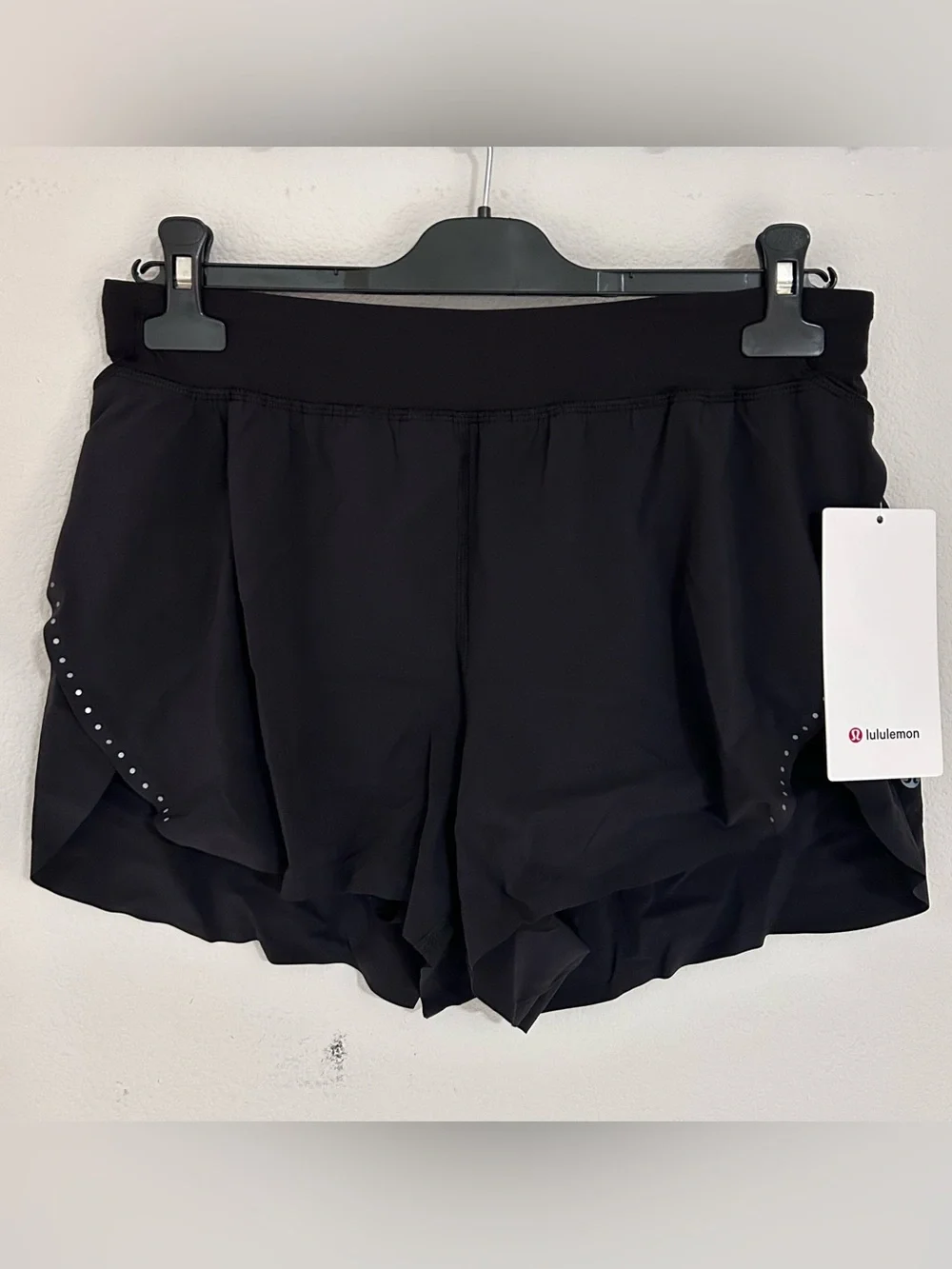 Lululemon Fast and Free HR Classic Fit Reflective Split Short 3” Black M NWT